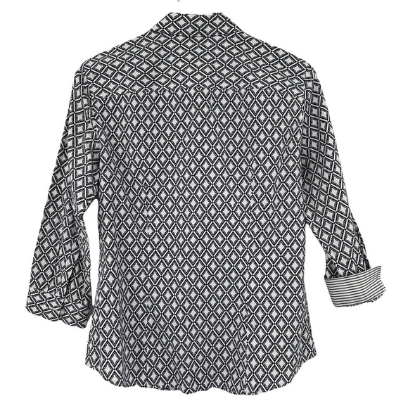 Talbots Blue White Wrinkle Resistant Contrast Sleeve Blouse Size 4 Women's - Picture 3 of 10